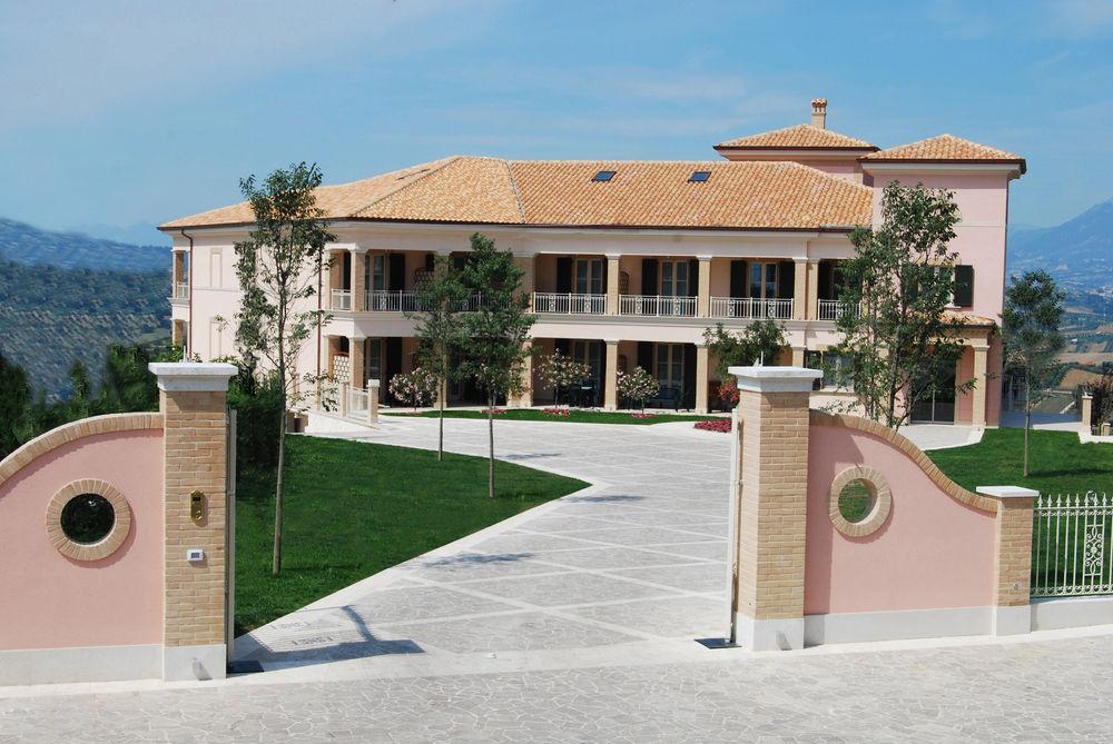 Incantea Resort Tortoreto Exteriér fotografie