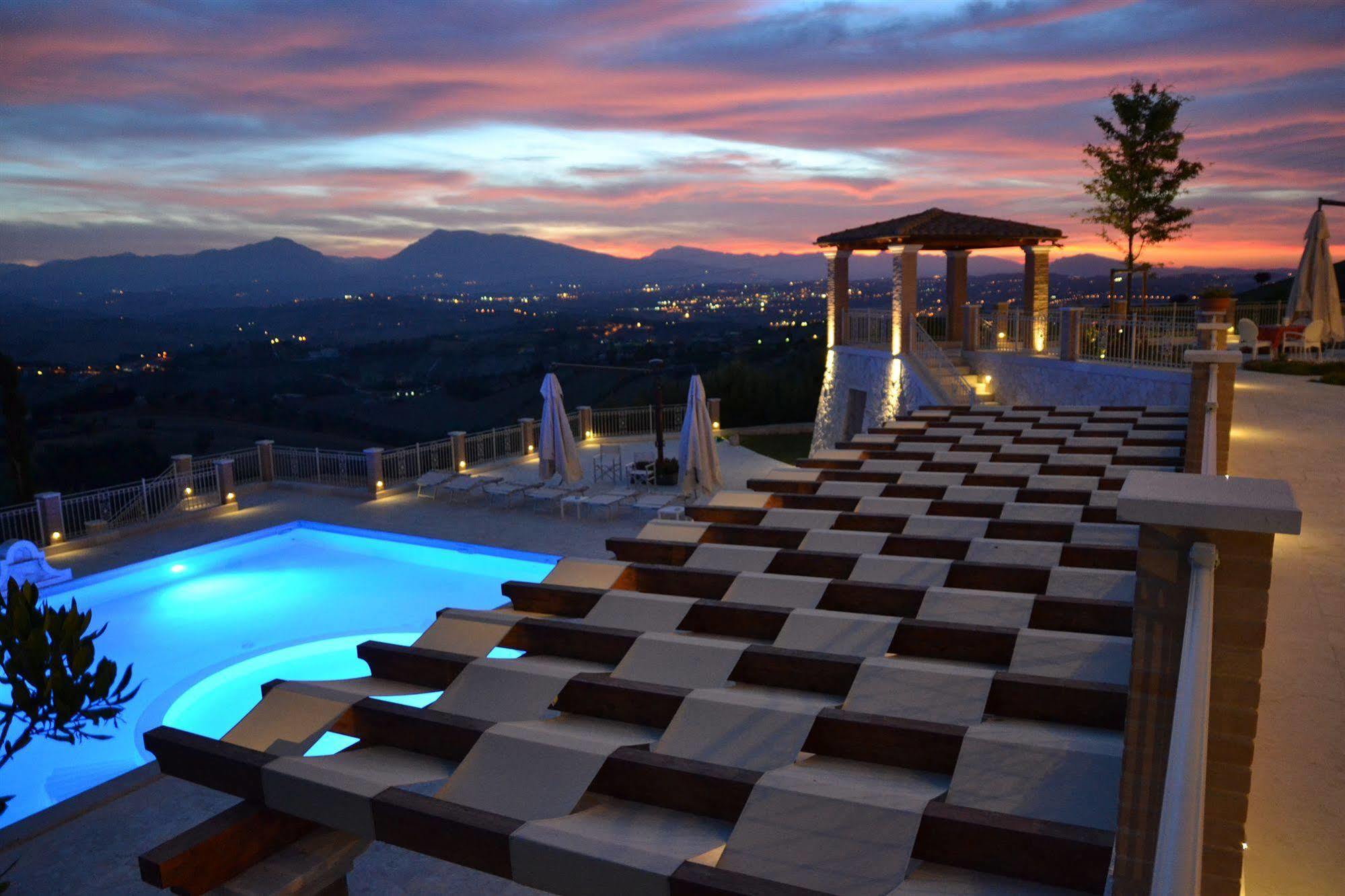 Incantea Resort Tortoreto Exteriér fotografie